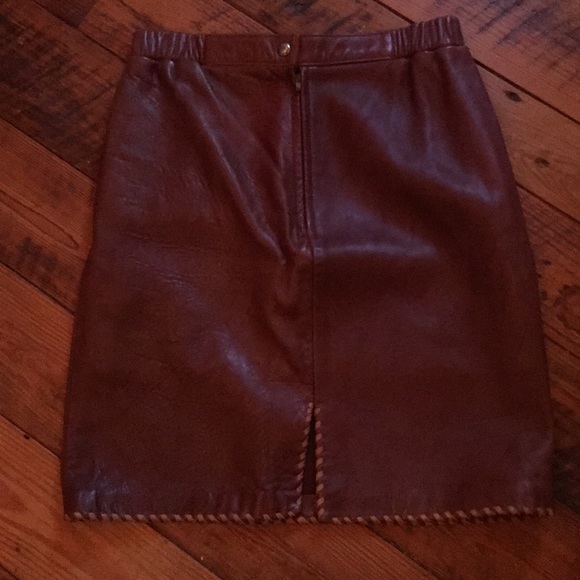 Patricia Wolfe size 8 lined leather skirt - Picture 2 of 3